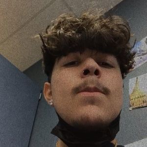 Meet your Posher, Javier